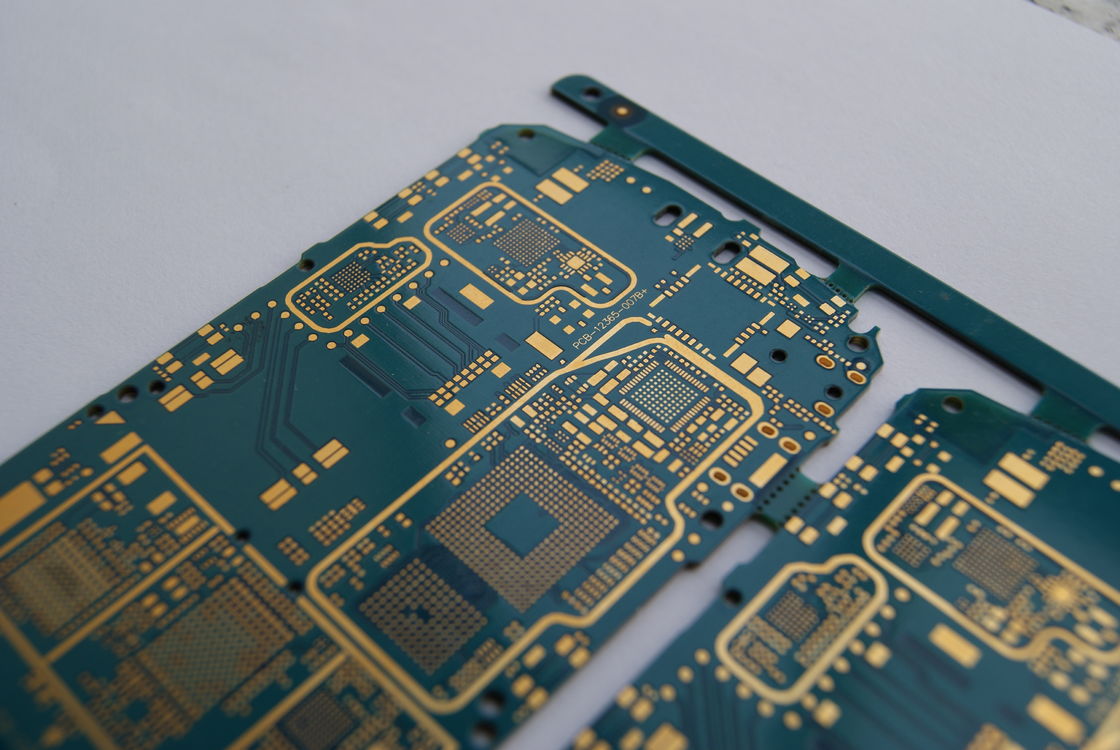 Impedantiebeheersing HDI PCB-bord met aspect ratio 10 1 en speciale aanvraag Halve gat HDI snelle draai tot 24 uur