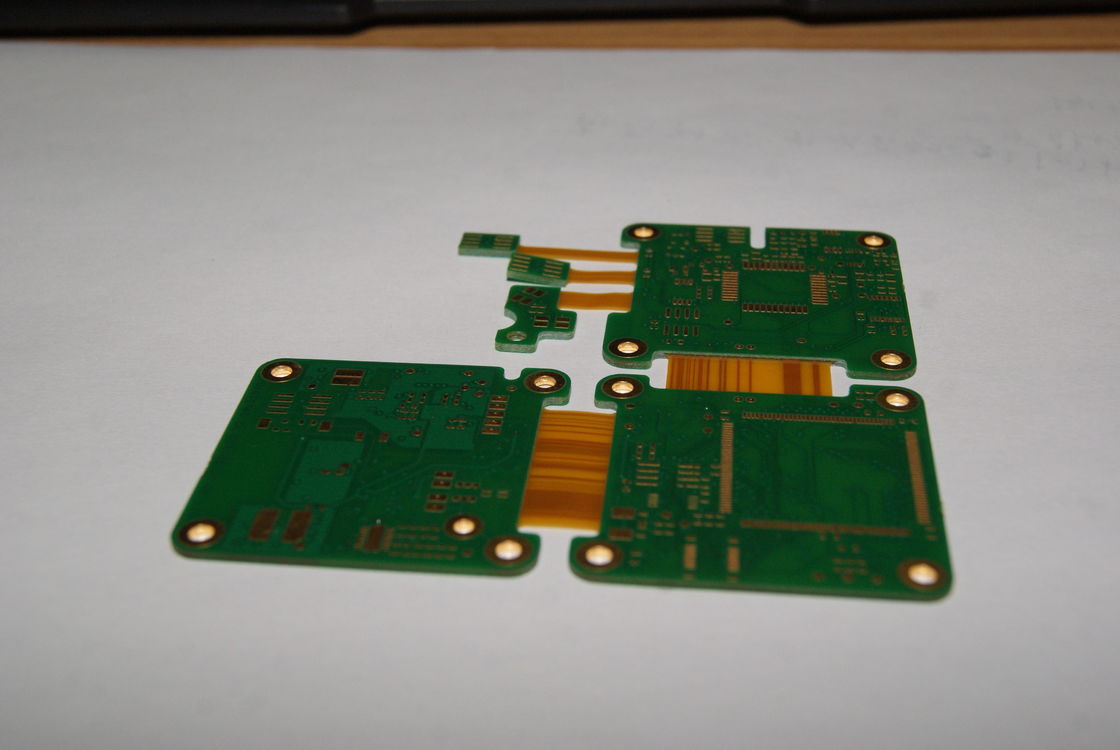 8 mil min Lijnruimte Rigid Flex PCB met Gerber/PCB-bestand vereist en 0,075 mm min. Lijnbreedte/spacing