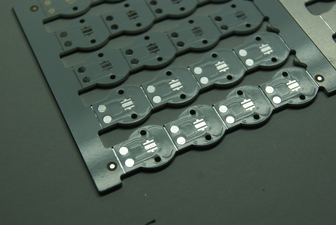 0.6-6.0MM Dikte FR-4 Polytronics PCB's voor Optimale Prestaties en Duurzaamheid in Elektronica