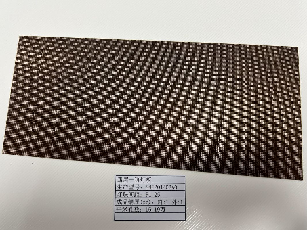 Hoogdichtheid Interconnect PCB Board Met Lamp Socket Support LED Screen HDI Prototype 4L 1+N+1 Quickturn