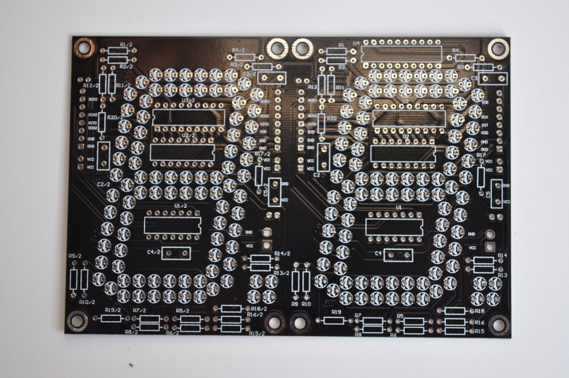 Standaardtechnologie Dubbele laag PCB 1,6 mm boarddikte voor superieure prestaties
